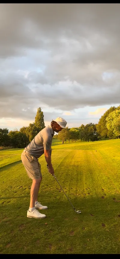Phil showing his Supportof Mens Mental Caddie testimonial